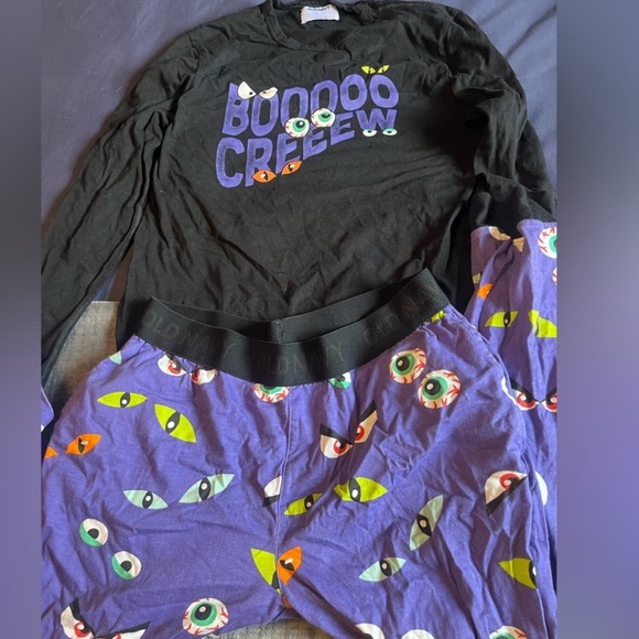 Adults Boo Crew size medium pjs top and bottom - Picture 3 of 5